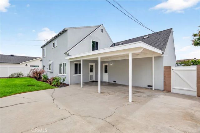 11731 Foster Road, Los Alamitos, CA 90720