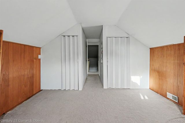 4705 Weddell Street, Dearborn Heights, MI 48125
