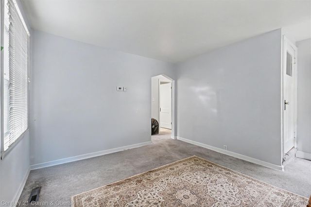 4705 Weddell Street, Dearborn Heights, MI 48125