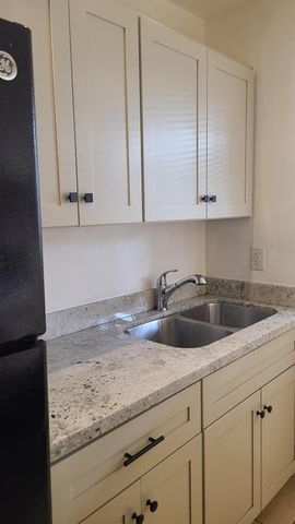 1345 E Campbell Avenue Apt 5, Phoenix, AZ 85014