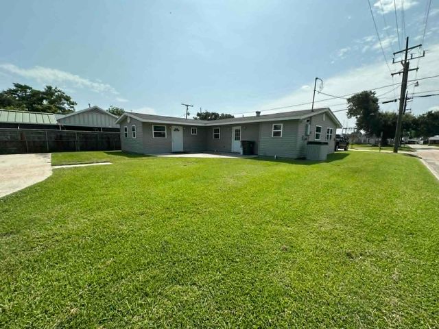 205 Allen, Houma, LA 70363