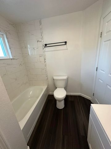 205 Allen, Houma, LA 70363