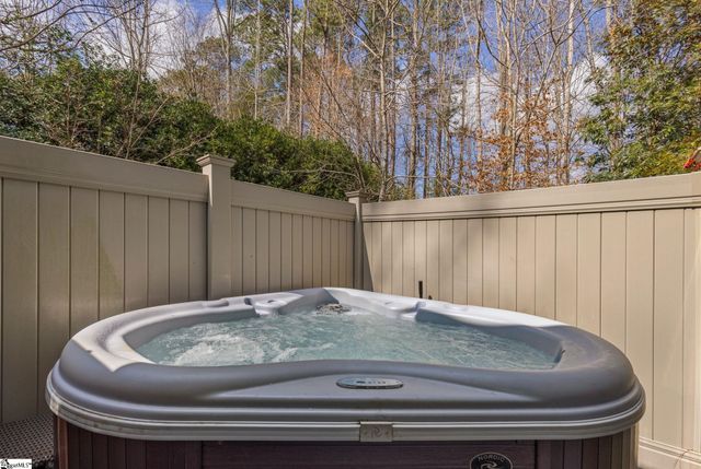 30 Winged Foot Court, Spartanburg, SC 29306