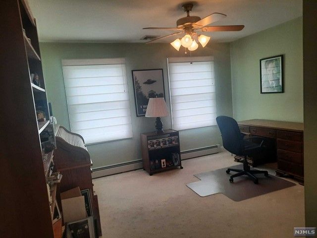 26 Wyandotte Avenue, Dumont, NJ 07628