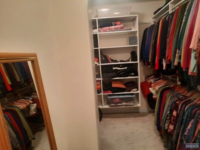 26 Wyandotte Avenue, Dumont, NJ 07628
