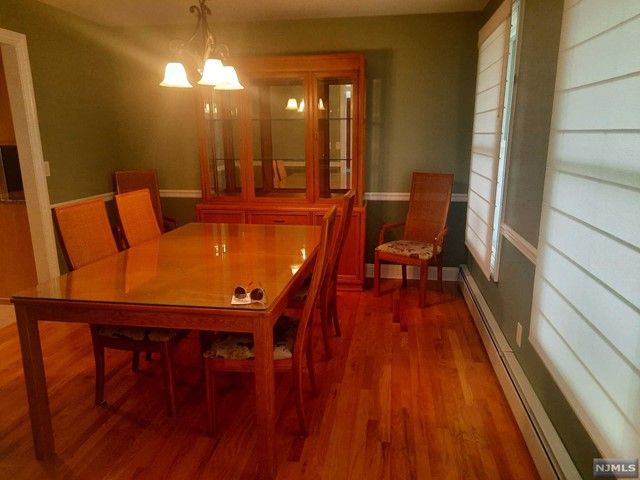 26 Wyandotte Avenue, Dumont, NJ 07628