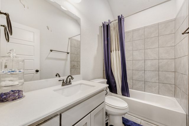 247 Dakota Drive, Waxahachie, TX 75167