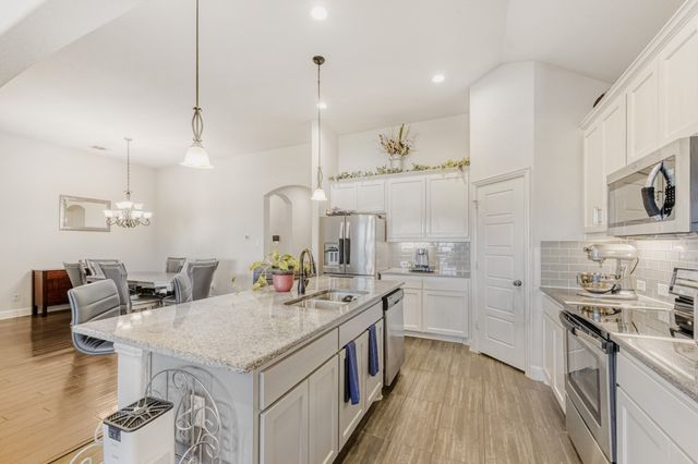 247 Dakota Drive, Waxahachie, TX 75167