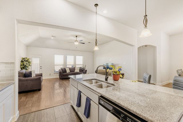 247 Dakota Drive, Waxahachie, TX 75167