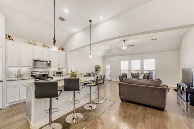 247 Dakota Drive, Waxahachie, TX 75167