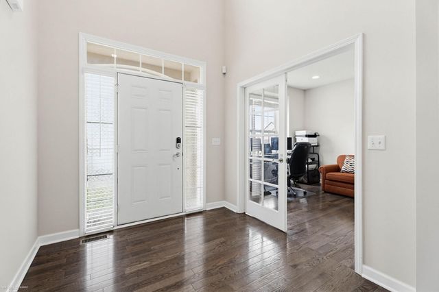4929 W Stonegate Circle, Lake Orion, MI 48359