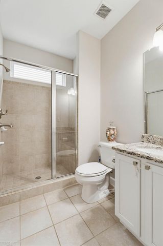 4929 W Stonegate Circle, Lake Orion, MI 48359