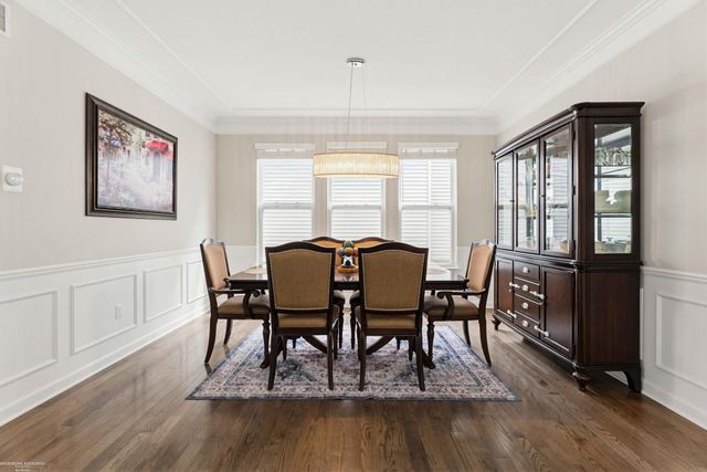 4929 W Stonegate Circle, Lake Orion, MI 48359