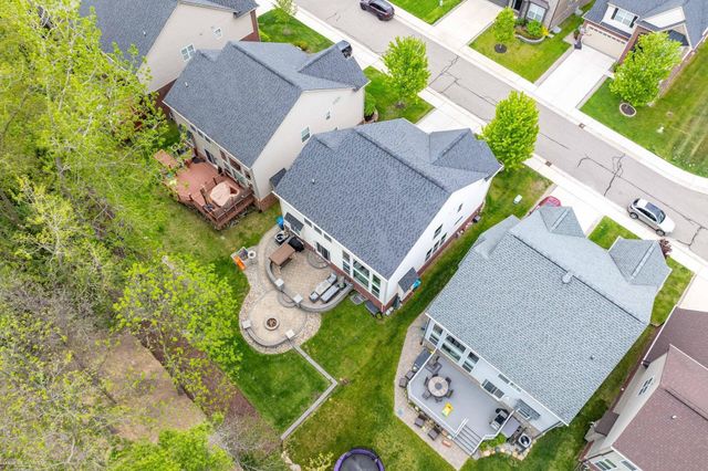 4929 W Stonegate Circle, Lake Orion, MI 48359