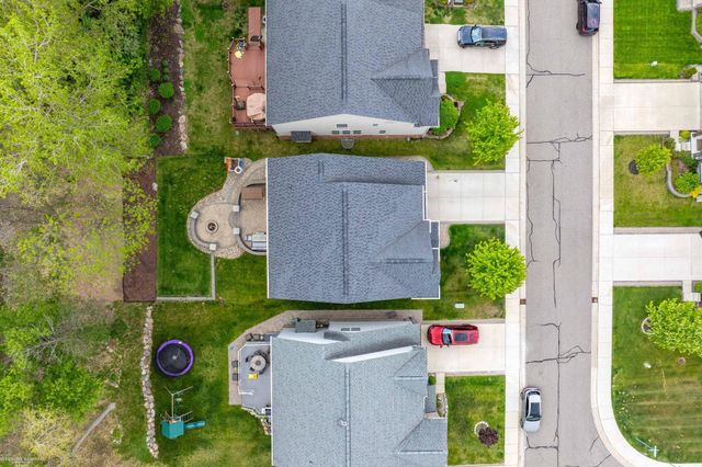 4929 W Stonegate Circle, Lake Orion, MI 48359