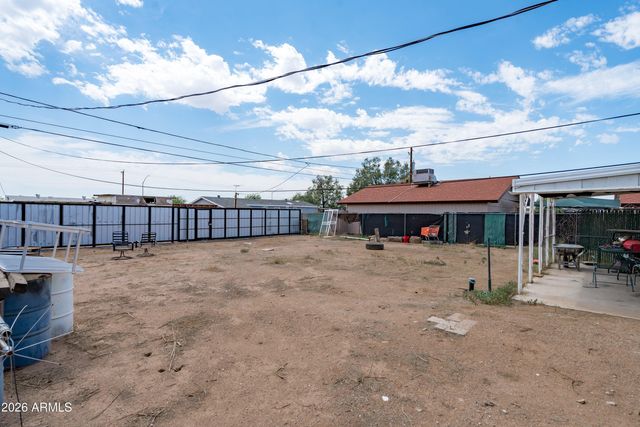 8215 E 6TH Avenue, Mesa, AZ 85208
