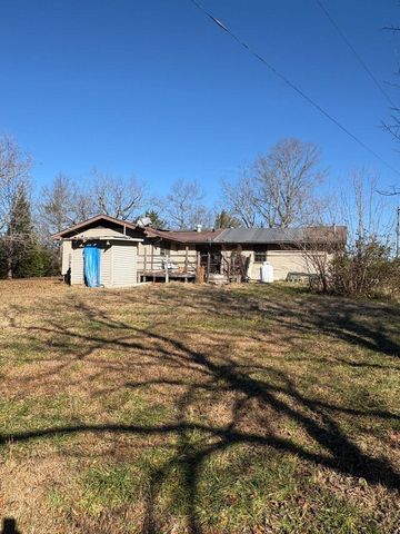 511 Double Branch Road, Cowpens, SC 29330