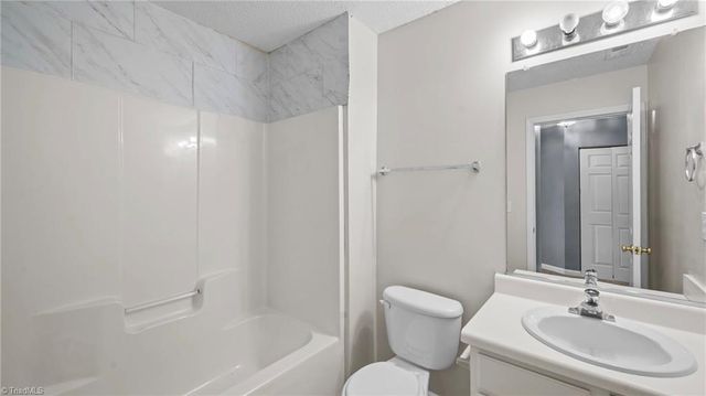 233 Heritage Creek Way, Greensboro, NC 27405