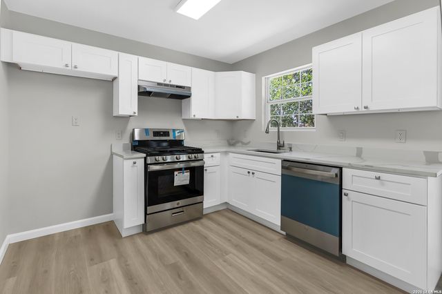 531 Kernan Dr, San Antonio, TX 78227