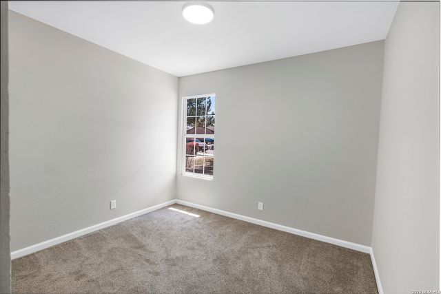 531 Kernan Dr, San Antonio, TX 78227