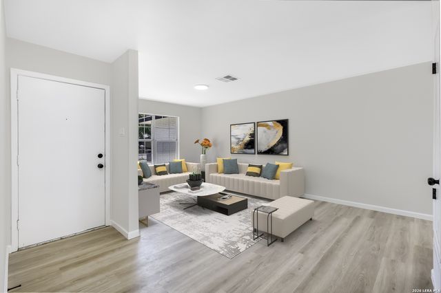 531 Kernan Dr, San Antonio, TX 78227