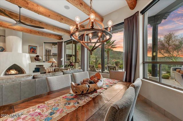 37202 N HOLIDAY Lane, Carefree, AZ 85377