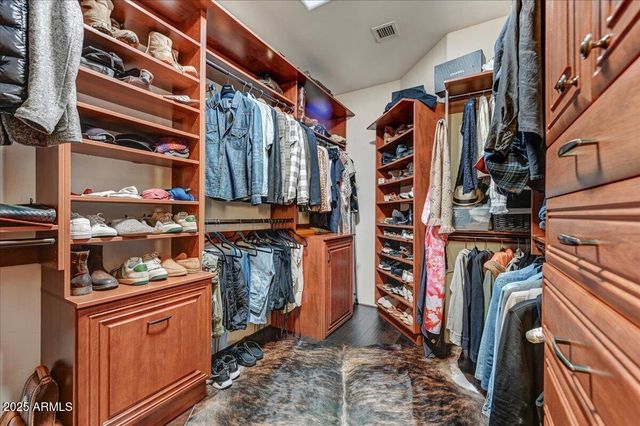 37202 N HOLIDAY Lane, Carefree, AZ 85377