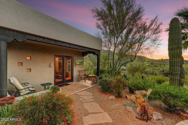 37202 N HOLIDAY Lane, Carefree, AZ 85377