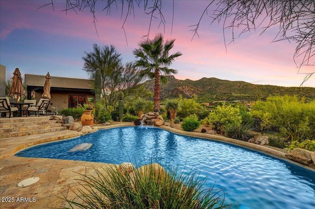 37202 N HOLIDAY Lane, Carefree, AZ 85377