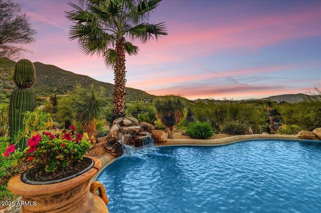 37202 N HOLIDAY Lane, Carefree, AZ 85377