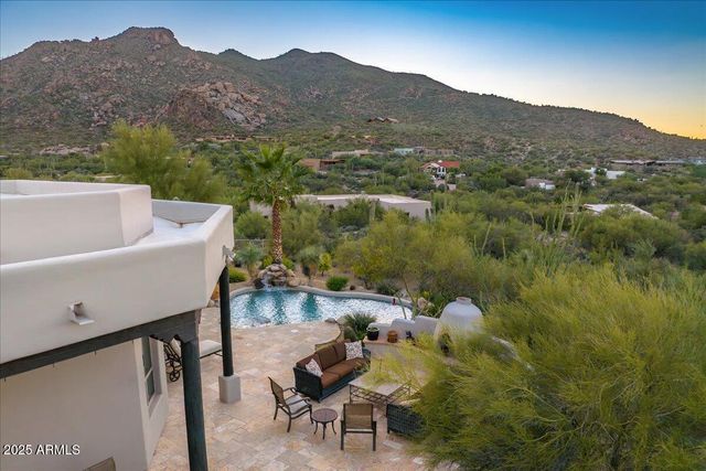 37202 N HOLIDAY Lane, Carefree, AZ 85377