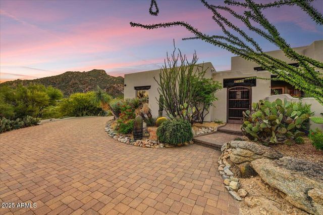 37202 N HOLIDAY Lane, Carefree, AZ 85377