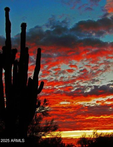 37202 N HOLIDAY Lane, Carefree, AZ 85377