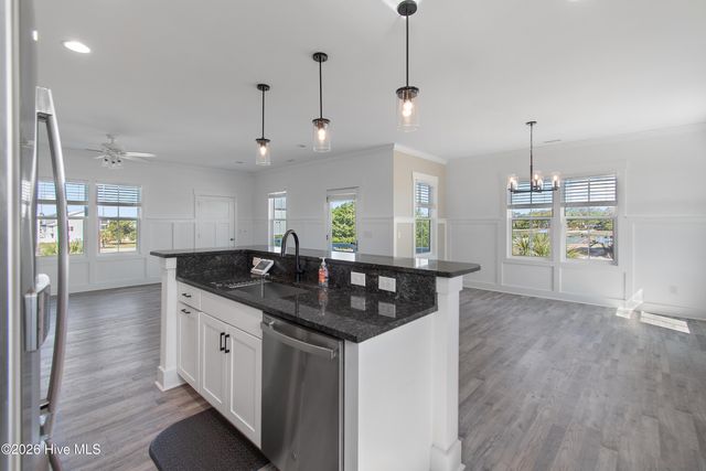 865 Heron Landing Wynd, Supply, NC 28462