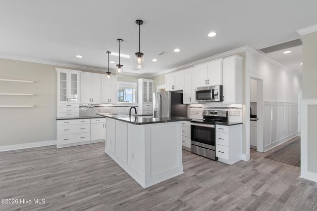 865 Heron Landing Wynd, Supply, NC 28462