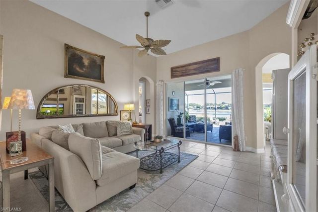 10523 Bella Vista DR, Fort Myers, FL 33913