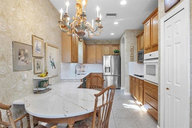 10523 Bella Vista DR, Fort Myers, FL 33913