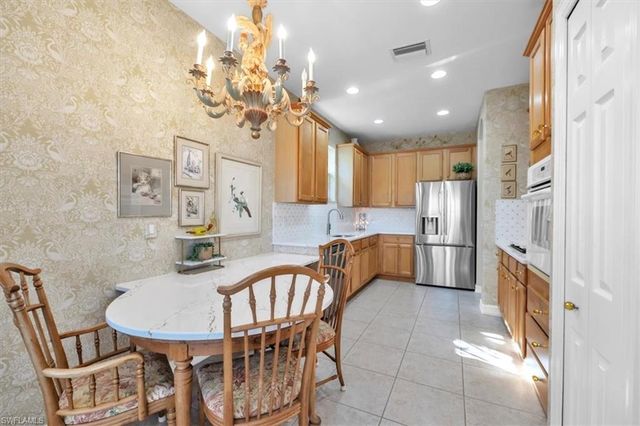 10523 Bella Vista DR, Fort Myers, FL 33913