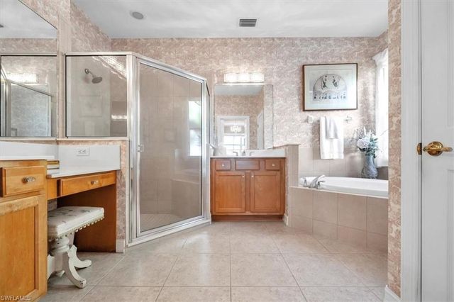 10523 Bella Vista DR, Fort Myers, FL 33913