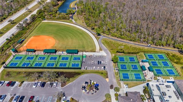 10523 Bella Vista DR, Fort Myers, FL 33913