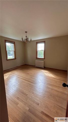 194 Prigmore Street, East Brunswick, NJ 08816
