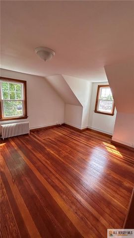 194 Prigmore Street, East Brunswick, NJ 08816