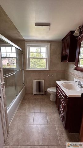 194 Prigmore Street, East Brunswick, NJ 08816