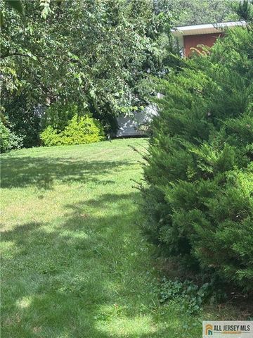 194 Prigmore Street, East Brunswick, NJ 08816