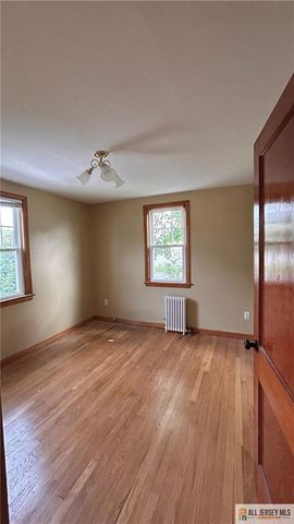 194 Prigmore Street, East Brunswick, NJ 08816