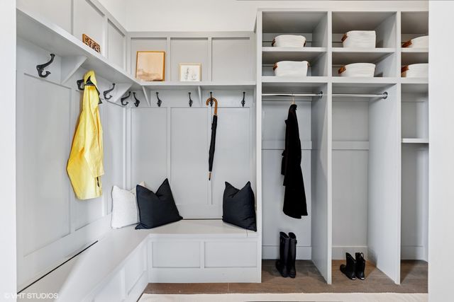 401 N Aberdeen Street 4S, Chicago, IL 60642