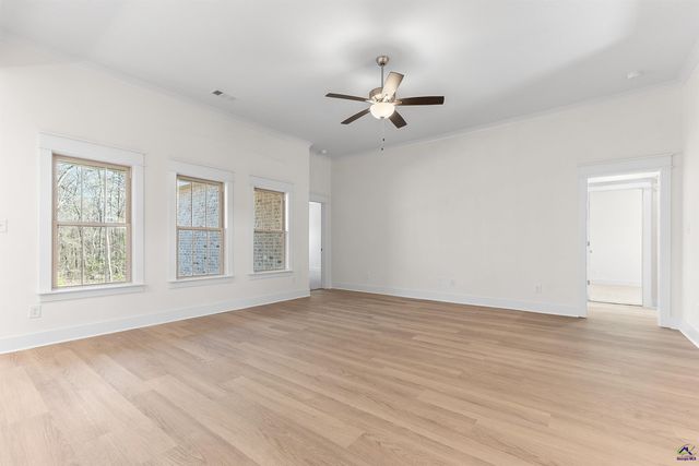 602 Bristleleaf Path, Kathleen, GA 31047