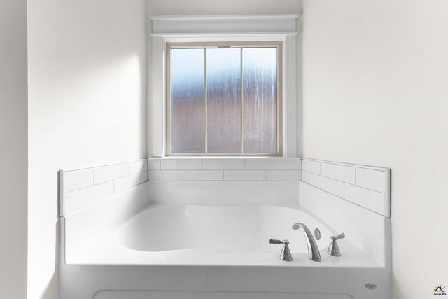 602 Bristleleaf Path, Kathleen, GA 31047