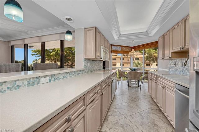 520 Collier BLVD 206, Marco Island, FL 34145