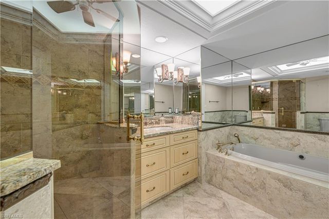 520 Collier BLVD 206, Marco Island, FL 34145